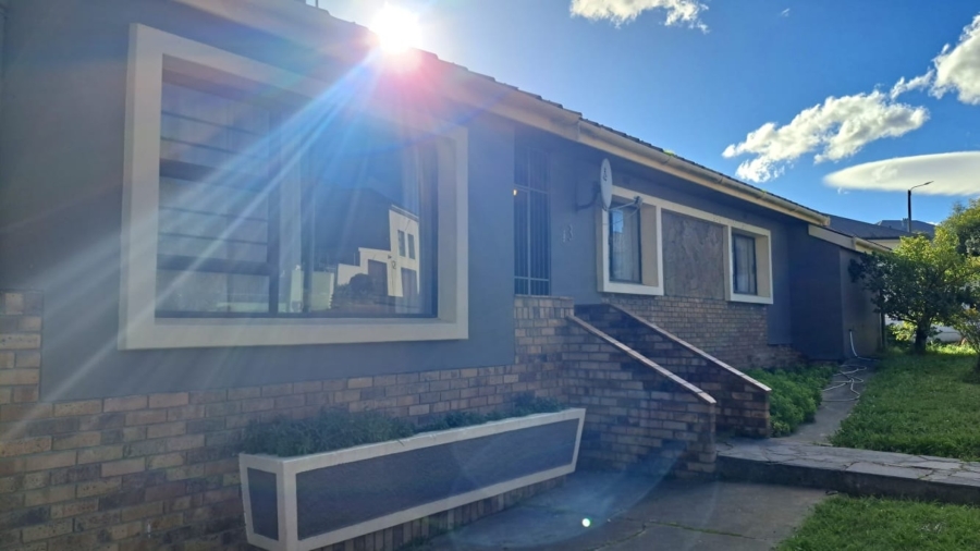 4 Bedroom Property for Sale in Caledon Western Cape